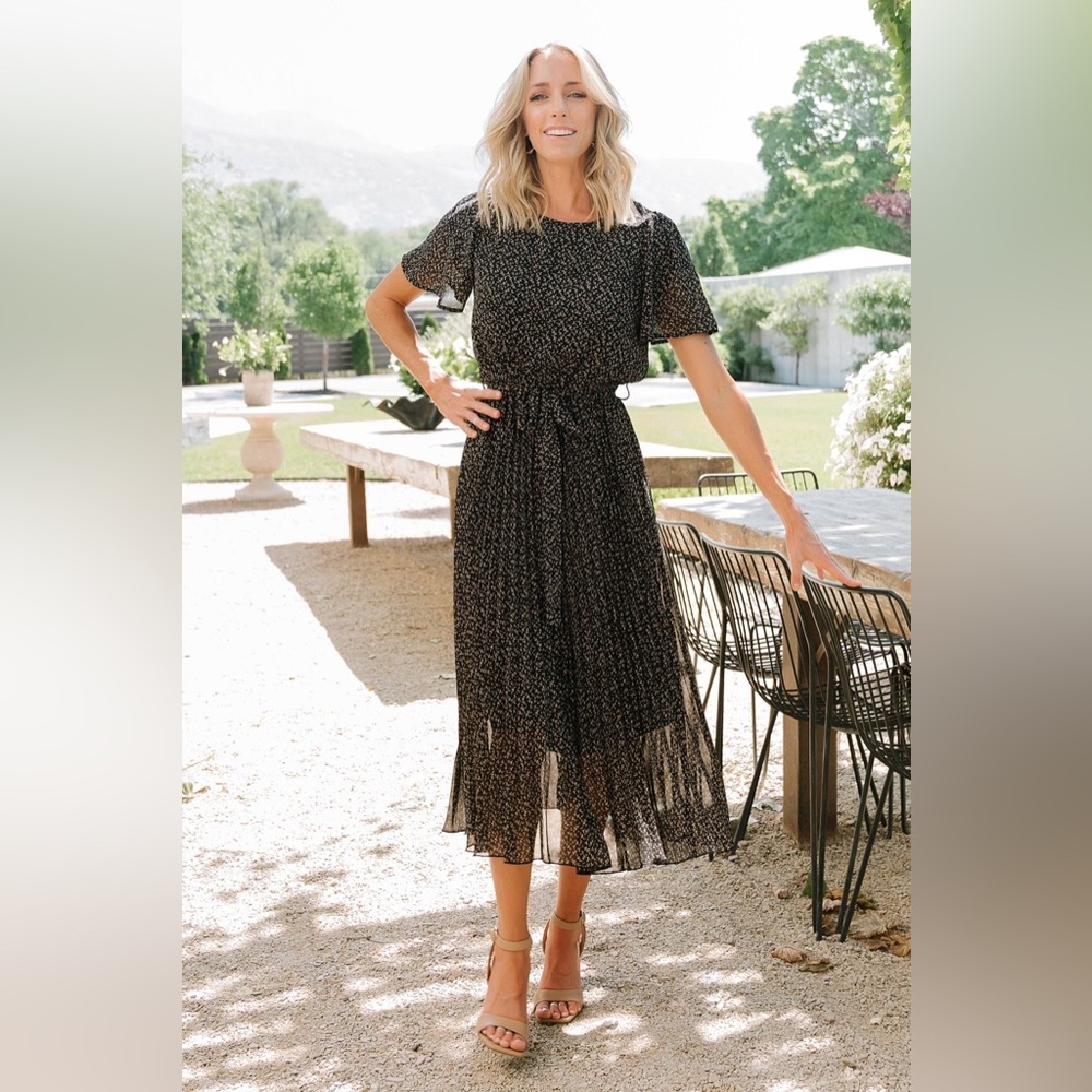 Black Floral Pleated Maternity Midi Dress